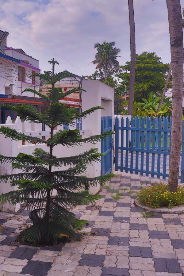 Noah's Ark Hotel Kochi Bagian luar foto